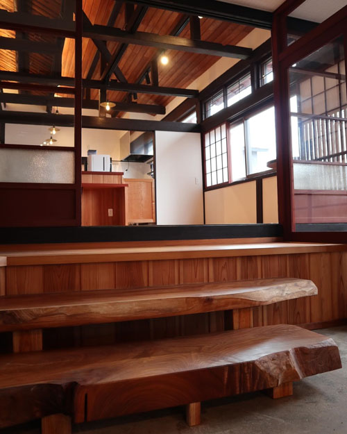 かふぇうたせ店内2