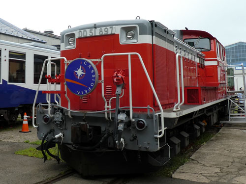 DD51形ディーゼル機関車